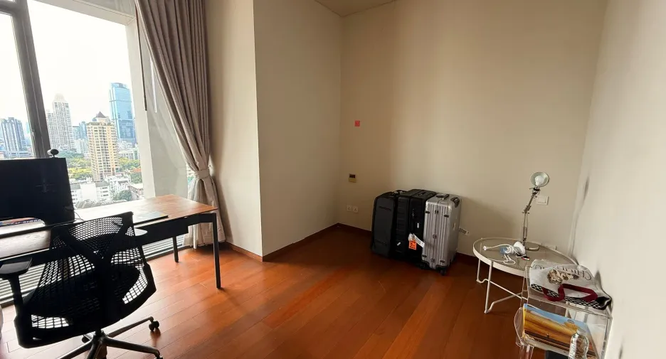 À vendre et à louer 2 chambres appartement à Sathon, Bangkok