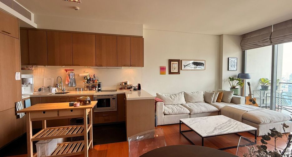À vendre et à louer 2 chambres appartement à Sathon, Bangkok