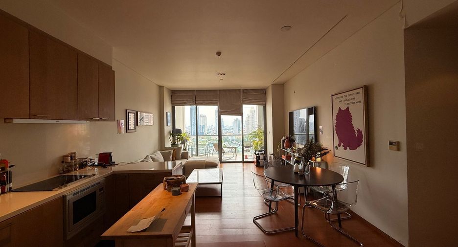 À vendre et à louer 2 chambres appartement à Sathon, Bangkok