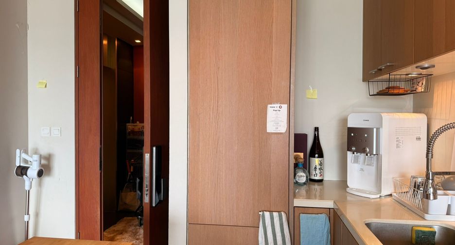 ขาย และ ให้เช่า 2 ห้องนอน อพาร์ทเม้นท์ ใน สาทร, กรุงเทพฯ