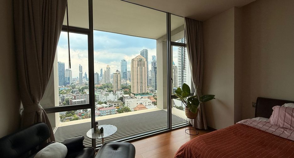 À vendre et à louer 2 chambres appartement à Sathon, Bangkok