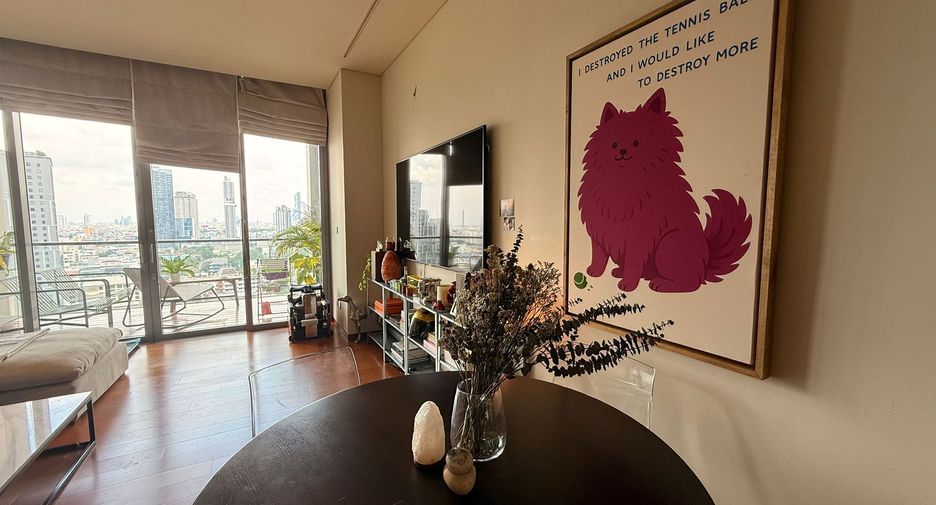 À vendre et à louer 2 chambres appartement à Sathon, Bangkok