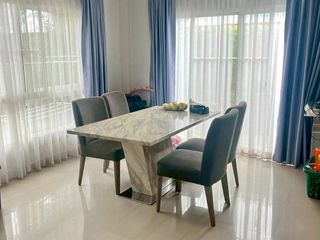 Casa en venta de 3 habitaciones en San Kamphaeng, Chiang Mai