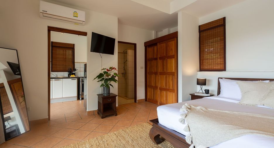 For rent 4 bedrooms villa in Ko Samui, Surat Thani