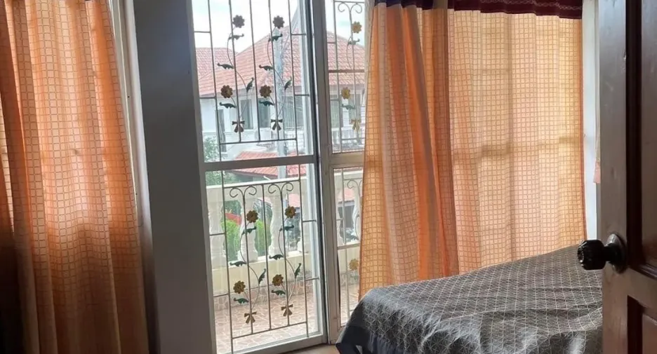 For rent 3 bedrooms house in San Sai, Chiang Mai