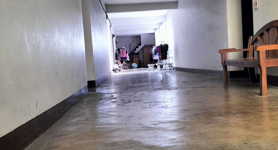For sale 66 bedrooms apartment in Bang Sue, Bangkok