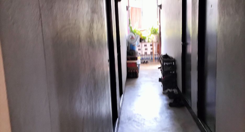 For sale 66 bedrooms apartment in Bang Sue, Bangkok