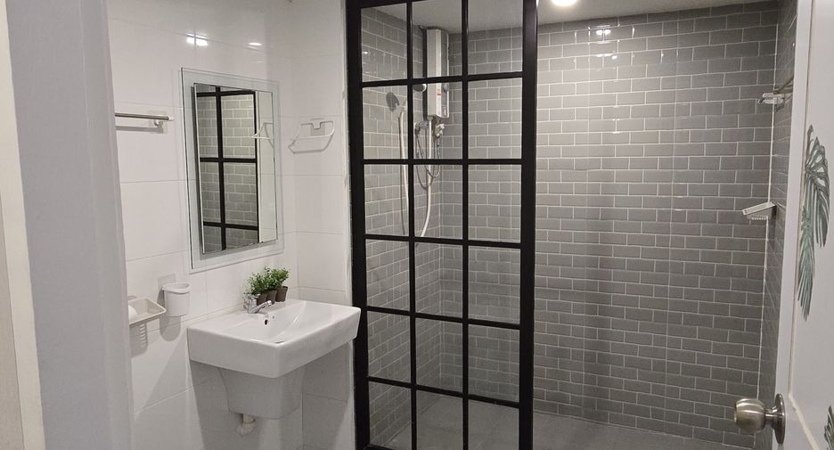 For rent studio condo in Mueang Chiang Mai, Chiang Mai