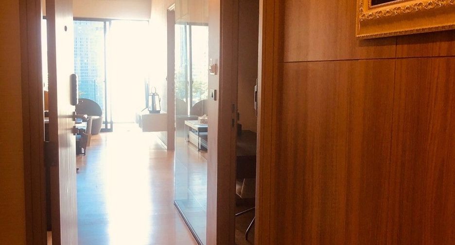 For sale 2 bedrooms condo in Watthana, Bangkok
