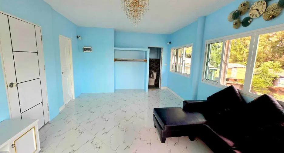 For rent 3 bedrooms house in Mueang Phuket, Phuket