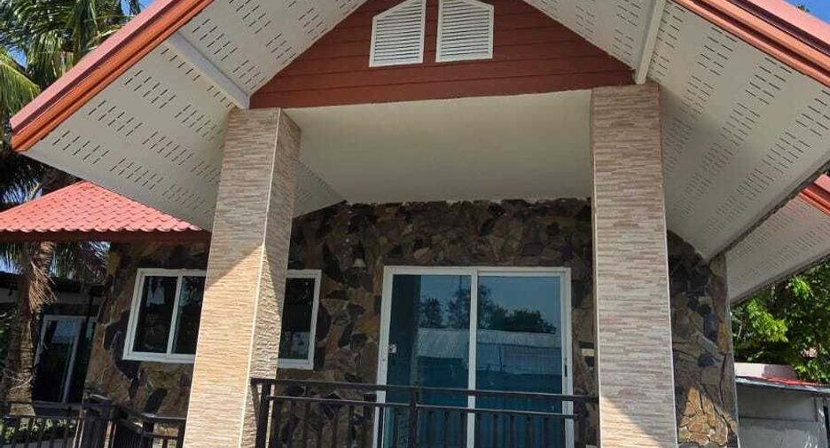 For rent 3 bedrooms house in Mueang Phuket, Phuket
