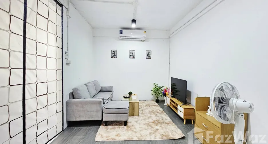 For rent 3 bedrooms house in Mueang Chiang Mai, Chiang Mai
