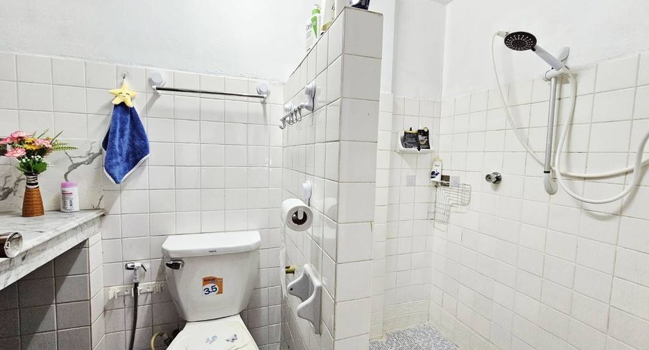 For rent 3 bedrooms house in Mueang Chiang Mai, Chiang Mai