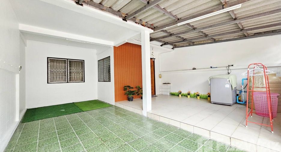 For rent 3 bedrooms house in Mueang Chiang Mai, Chiang Mai