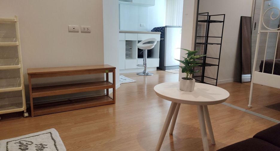 Wohnung zur Miete mit 1 Zimmer in Suan Luang, Bangkok