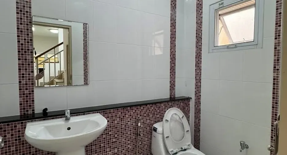 For rent 3 bedrooms house in San Sai, Chiang Mai