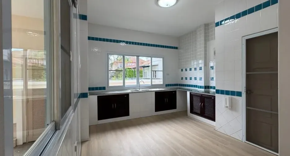 For rent 3 bedrooms house in San Sai, Chiang Mai