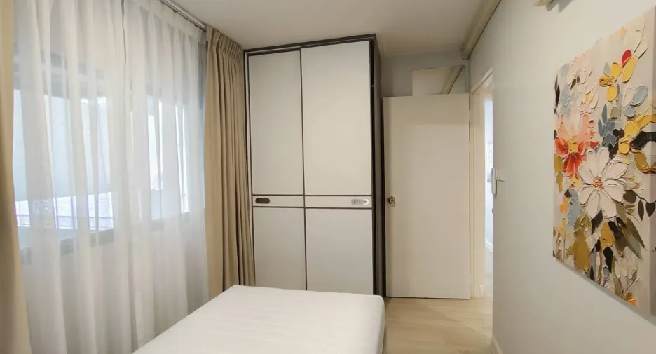 For sale and for rent 3 bedrooms condo in Watthana, Bangkok