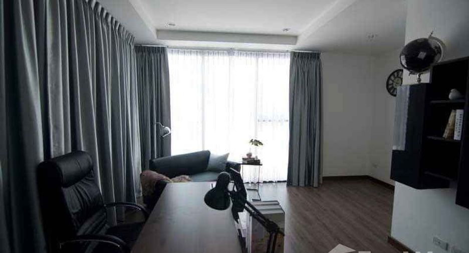 For sale 4 ベッドルーム villa in Hang Dong, Chiang Mai