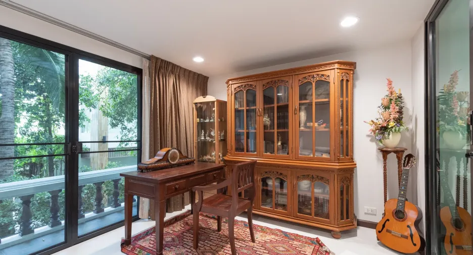 For rent 4 bedrooms townhouse in Hua Hin, Prachuap Khiri Khan