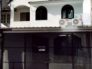 For Rent 2 Bedroom Townhouse In Mueang Chiang Mai