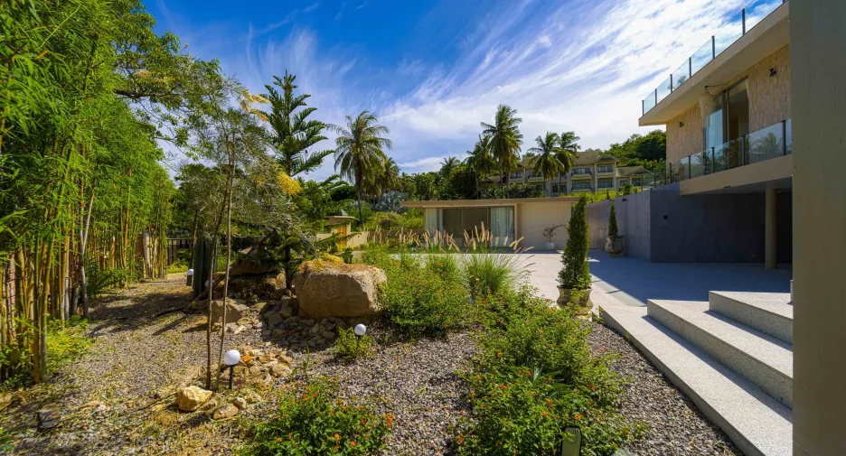 For sale 6 bedrooms villa in Cha Am, Phetchaburi