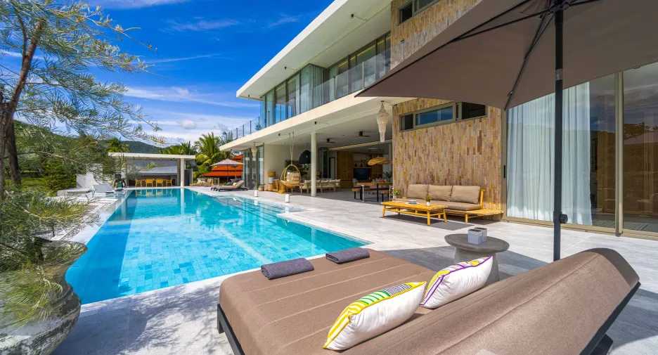 For sale 6 bedrooms villa in Cha Am, Phetchaburi