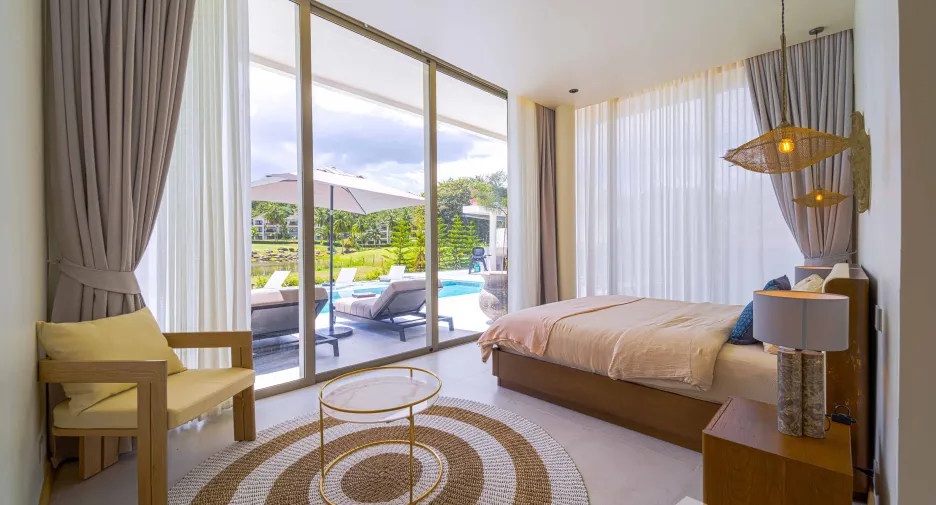 For sale 6 bedrooms villa in Cha Am, Phetchaburi