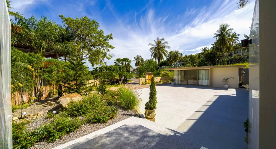 For sale 6 bedrooms villa in Cha Am, Phetchaburi