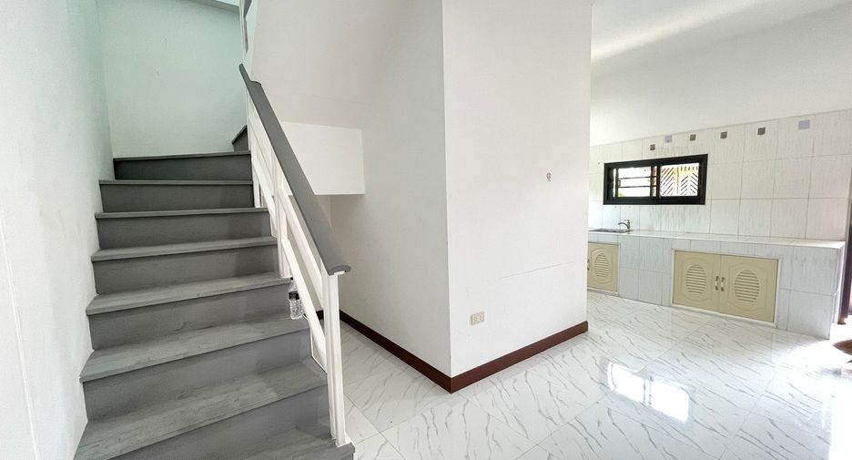 For rent 2 bedrooms townhouse in Ko Samui, Surat Thani