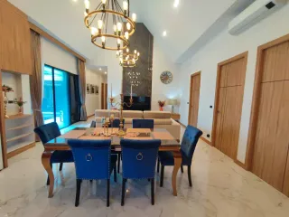 ขาย 6 ห้องนอน บ้านเดี่ยว ใน บางละมุง, ชลบุรี