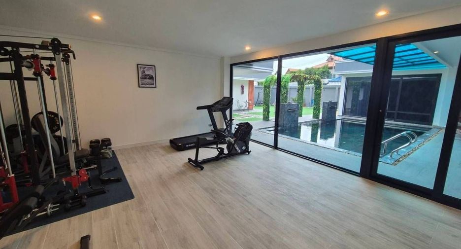 For sale 6 bedrooms house in Bang Lamung, Chonburi