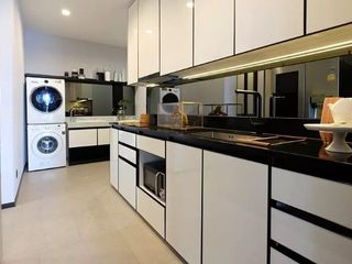 For sale 3 ベッドルーム condo in Khlong San, Bangkok