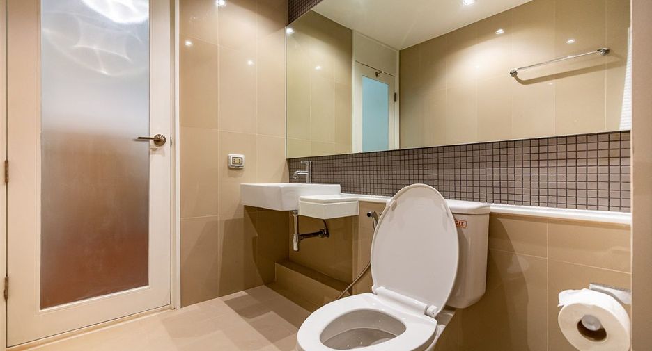 For sale 3 bedrooms condo in Bang Lamung, Chonburi