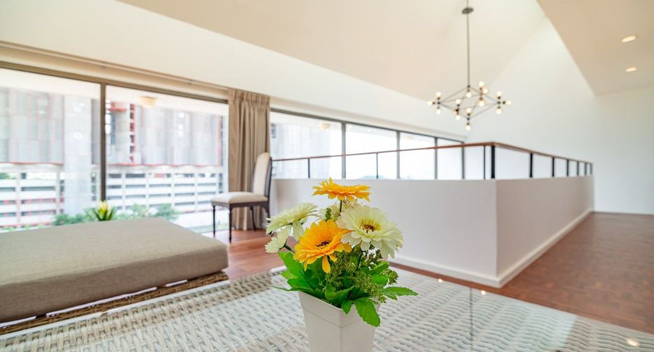 For sale 3 bedrooms condo in Bang Lamung, Chonburi