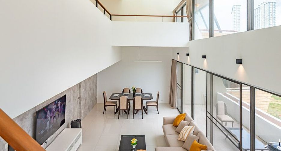 For sale 3 bedrooms condo in Jomtien, Pattaya