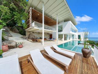 For sale 4 bedrooms villa in Ko Samui, Surat Thani