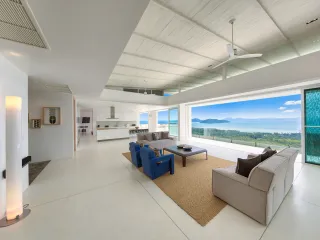 For sale 4 bedrooms villa in Ko Samui, Surat Thani