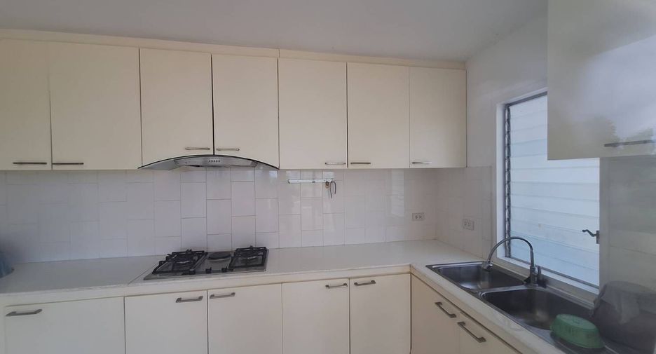 For sale 5 bedrooms house in Cha Am, Phetchaburi