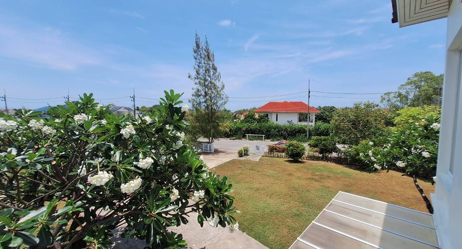 For sale 5 bedrooms house in Cha Am, Phetchaburi