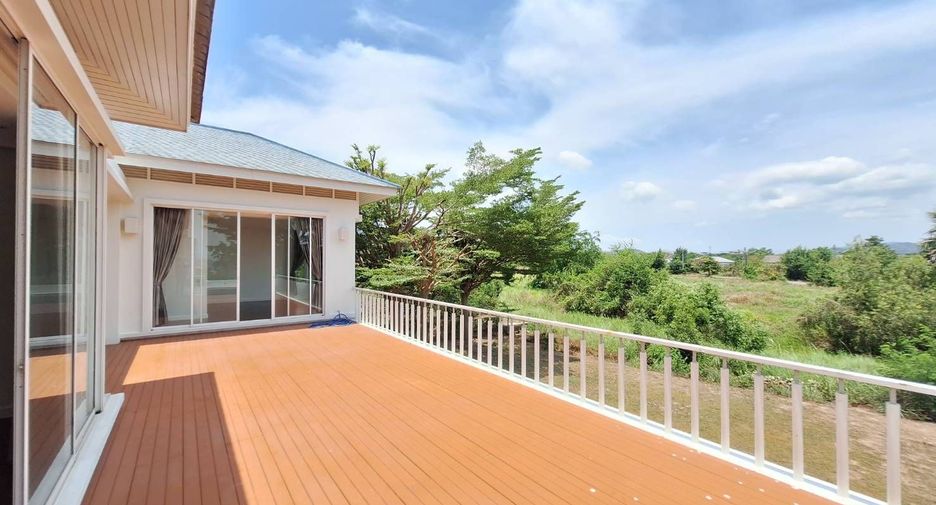 For sale 5 bedrooms house in Cha Am, Phetchaburi