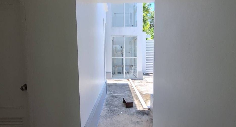 For sale 5 bedrooms house in Cha Am, Phetchaburi