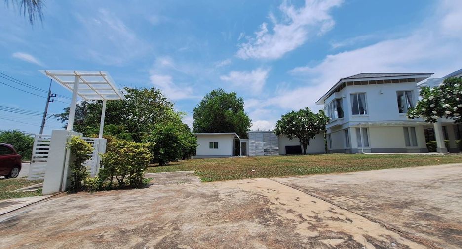 For sale 5 bedrooms house in Cha Am, Phetchaburi