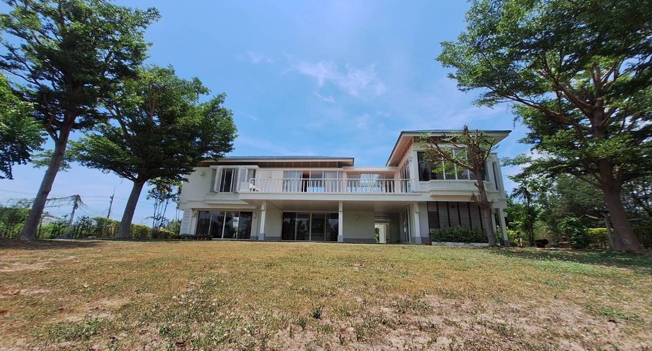 For sale 5 bedrooms house in Cha Am, Phetchaburi
