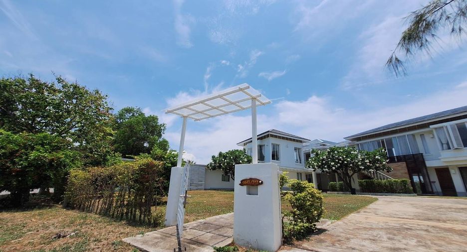 For sale 5 bedrooms house in Cha Am, Phetchaburi