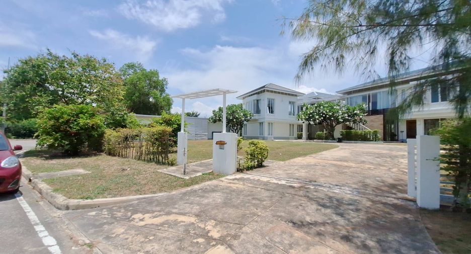 For sale 5 bedrooms house in Cha Am, Phetchaburi