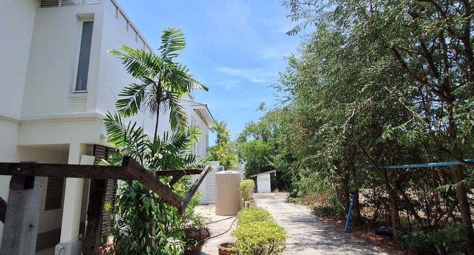 For sale 5 bedrooms house in Cha Am, Phetchaburi