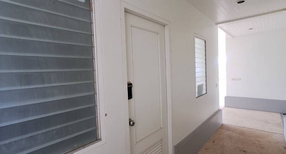 For sale 5 bedrooms house in Cha Am, Phetchaburi