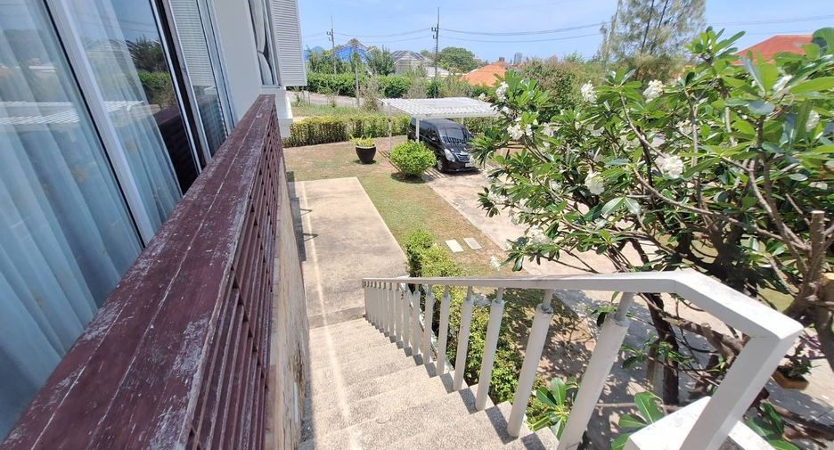 For sale 5 bedrooms house in Cha Am, Phetchaburi