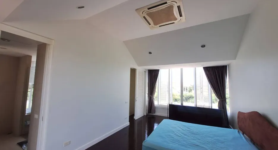 For sale 5 bedrooms house in Cha Am, Phetchaburi